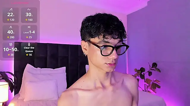 Snapshot of Phillicious__ chatting on 3, 11, 2025 Phillicious online show from 3, 11, 2025