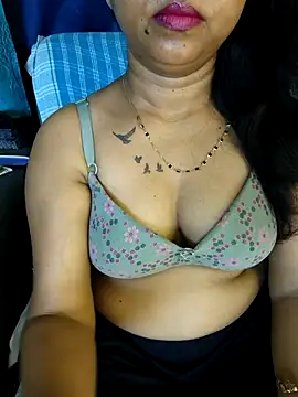 Sexy juhee online show from 23, 4, 2026