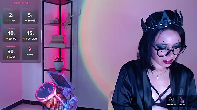 Snapshot of girldom chatting on 11, 9, 2025 girldom online show from 11, 9, 2025