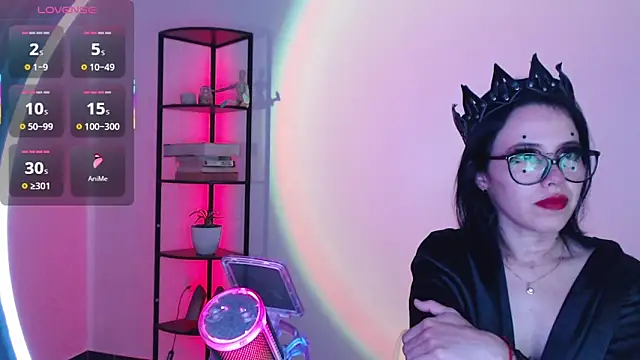 Snapshot of girldom chatting on 19, 9, 2025 girldom online show from 19, 9, 2025