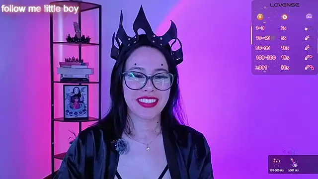 Snapshot of girldom chatting on 12, 2, 2026 girldom online show from 12, 2, 2026