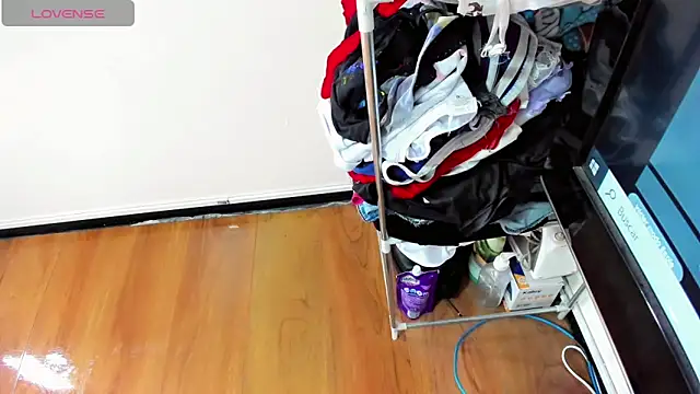 Britany montiel online show from 21, 4, 2026