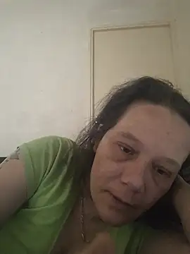 zeousseelphie online show from 8, 6, 2026