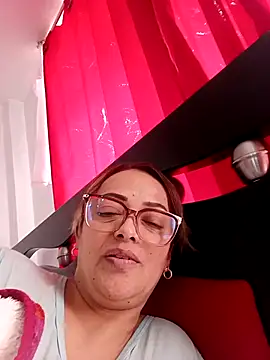 Lady 16 online show from 1, 2, 2026