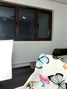 MiaKiittyy online show from 26, 11, 2025