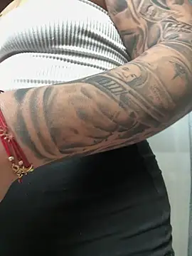 MiaKiittyy online show from 25, 3, 2026