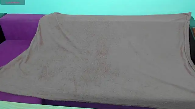 MiaKiittyy online show from 19, 4, 2026