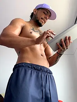 DeimonOficial online show from 25, 9, 2025