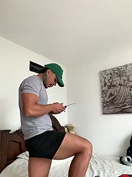 DeimonOficial online show from 6, 11, 2025