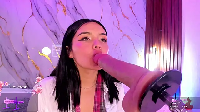 alicecute77 online show from 22, 4, 2026