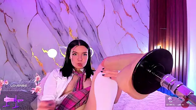 alicecute77 online show from 28, 4, 2026