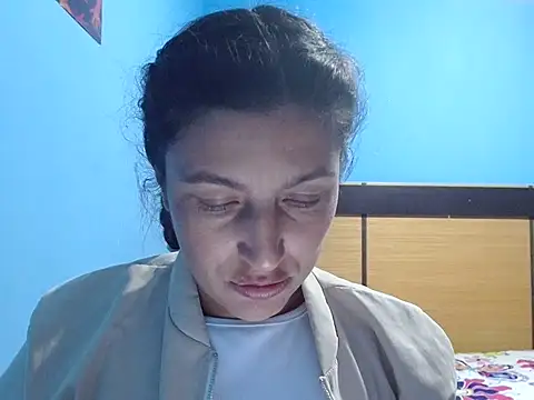 SarahFriendly online show from 24, 4, 2026