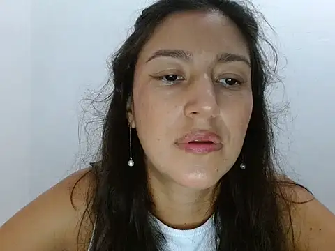 SarahFriendly online show from 20, 6, 2026