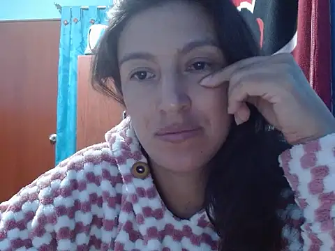 SarahFriendly online show from 11, 7, 2026