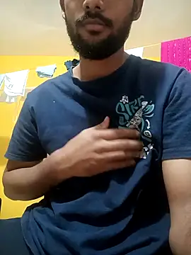 Snapshot of mayur_raaje chatting on 17, 5, 2026 mayur raaje online show from 17, 5, 2026