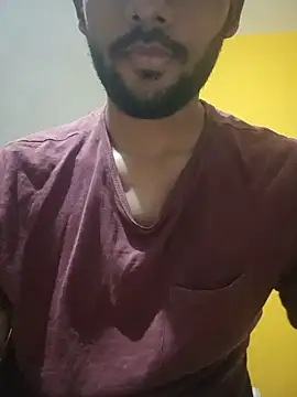 Snapshot of mayur_raaje chatting on 27, 5, 2026 mayur raaje online show from 27, 5, 2026