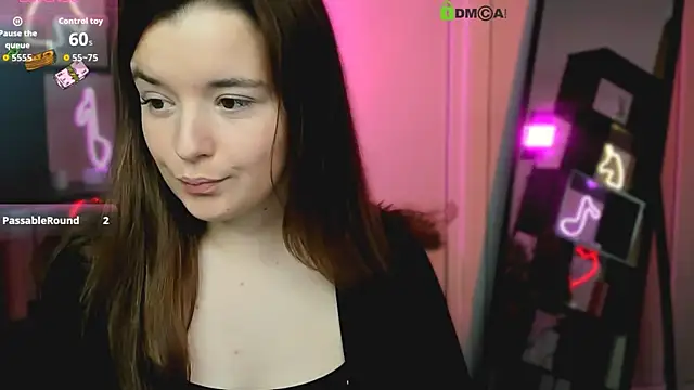 nika-still online show from 11, 11, 2025