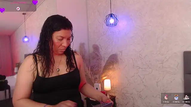 Serena Houstonn online show from 29, 7, 2026