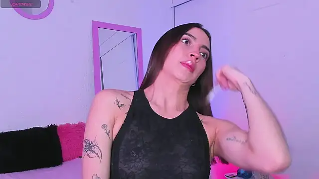 Snapshot of Aryane_art_ chatting on 11, 9, 2025 Aryane art online show from 11, 9, 2025