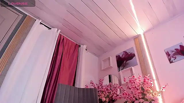 Jenie fire  online show from 6, 10, 2025