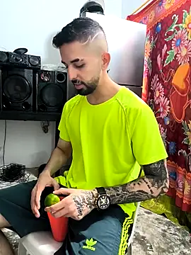 giannis090 online show from 1, 11, 2025