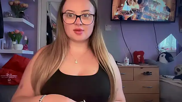 SexySashaxox online show from 11, 6, 2026