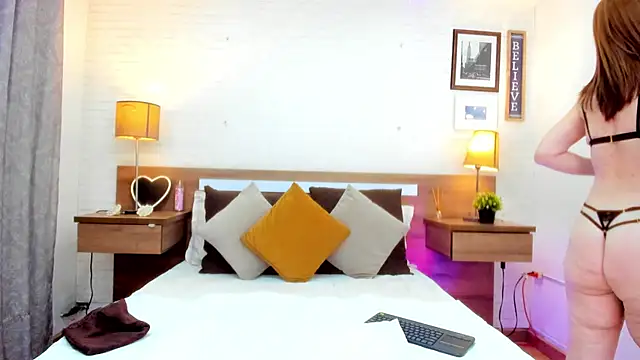 JenniferAuriston online show from 28, 3, 2026