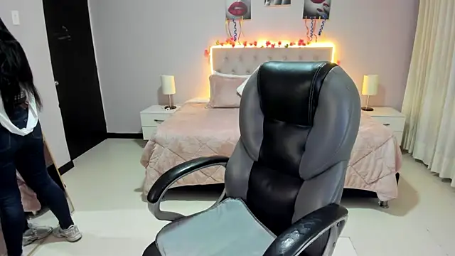 Miss Cataleya   online show from 25, 7, 2026