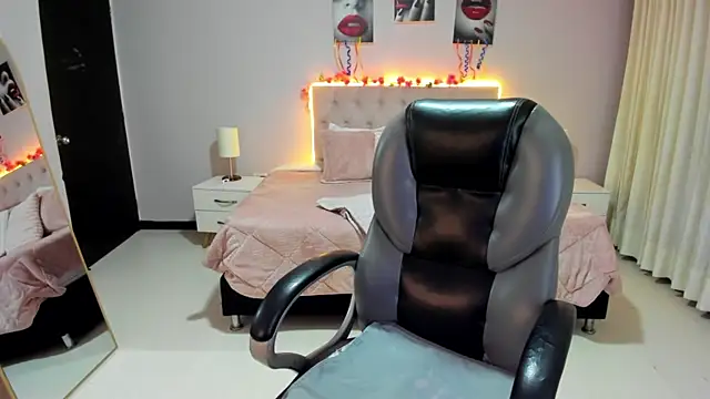 Miss Cataleya   online show from 29, 7, 2026