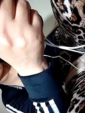 lindasexy-Hot online show from 11, 3, 2026