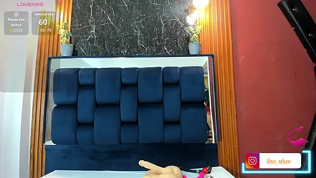 VioletRose as online show from 7, 3, 2026