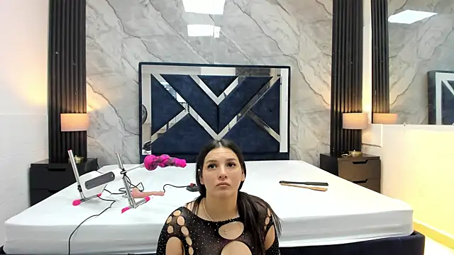 Snapshot of VioletRose_as chatting on 1, 5, 2026 VioletRose as online show from 1, 5, 2026