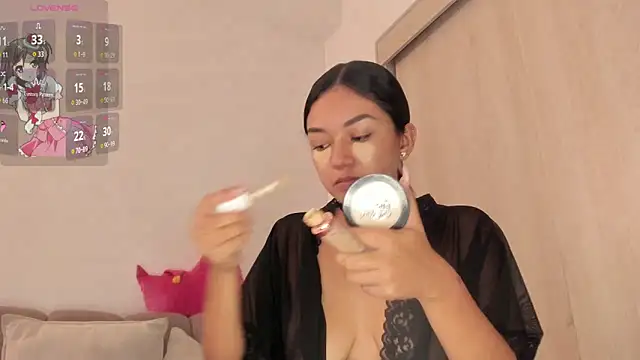 Snapshot of sarayu- chatting on 15, 11, 2025 sarayu- online show from 15, 11, 2025