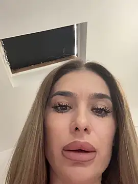 KaseyQuinn  online show from 11, 10, 2025