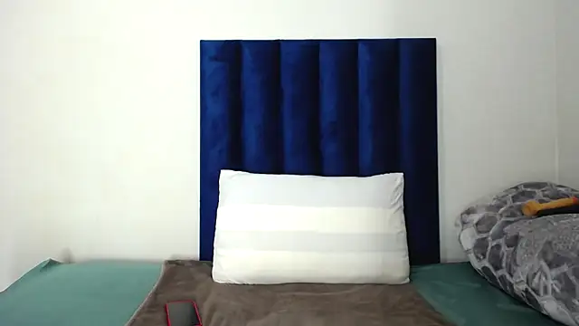 Snapshot of Pinkdollyg chatting on 1, 10, 2025 Pinkdollyg online show from 1, 10, 2025