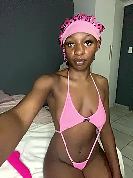 LonelyQueenxx25 online show from 8, 1, 2026