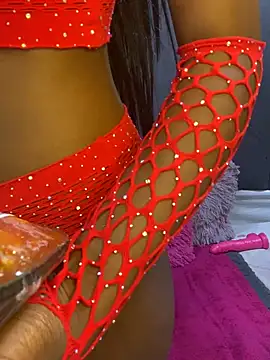 LonelyQueenxx25 online show from 18, 7, 2026