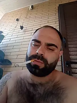 Snapshot of body02081 chatting on 24, 5, 2026 body02081 online show from 24, 5, 2026