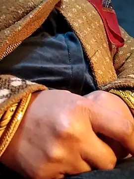 rani8008 online show from 6, 1, 2026