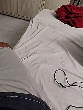 themasklover online show from 23, 4, 2026