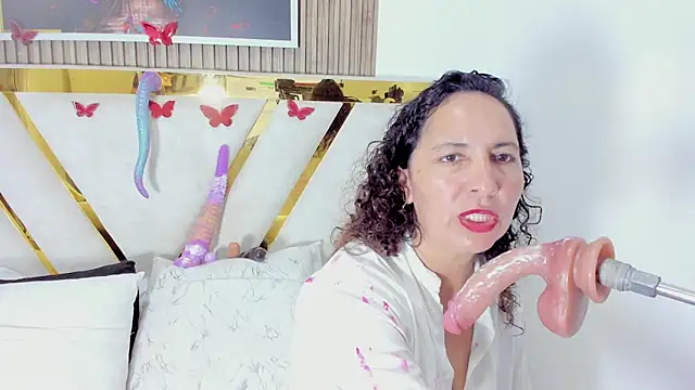 Luna Naughty1 online show from 28, 4, 2026