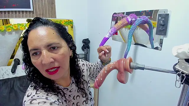 Snapshot of Luna_Naughty1 chatting on 29, 5, 2026 Luna Naughty1 online show from 29, 5, 2026