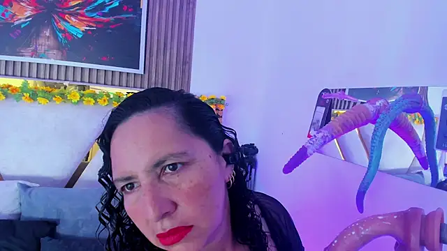 Snapshot of Luna_Naughty1 chatting on 10, 6, 2026 Luna Naughty1 online show from 10, 6, 2026
