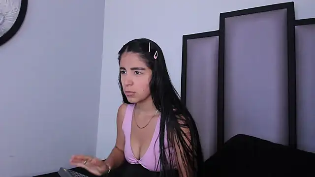 Lucy-23 online show from 19, 11, 2025