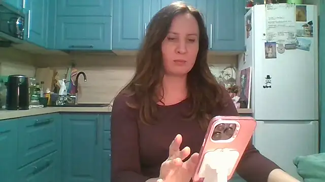 ALICAINWONDERLAND online show from 19, 4, 2026