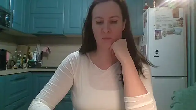 ALICAINWONDERLAND online show from 23, 4, 2026