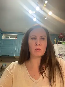 ALICAINWONDERLAND online show from 28, 4, 2026