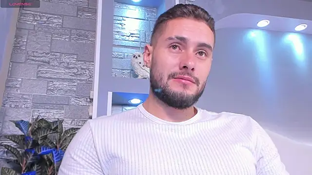 Snapshot of dominic_de_luca chatting on 3, 5, 2026 dominic de luca online show from 3, 5, 2026