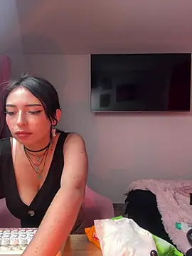 larsonbeverly online show from 22, 4, 2026