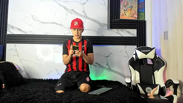 Snapshot of Saimonvela chatting on 5, 12, 2025 Saimonvela online show from 5, 12, 2025